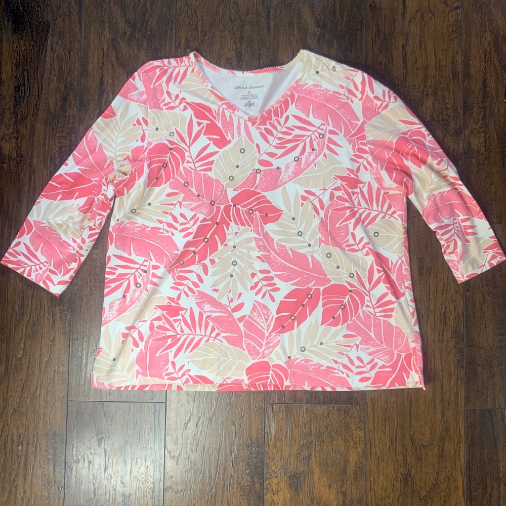 XL Pink Floral Bead V-neck Blouse, 3/4 sleeves palm plant tropical Alfred Dunner